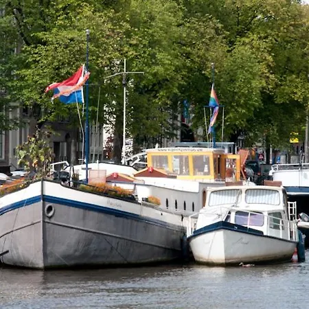 Art Deco Houseboat On Super Location ספינת מלון