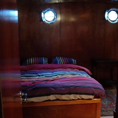 Art Deco Houseboat On Super Location Hotel na wodzie Amsterdam