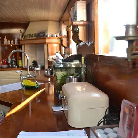 船屋 Art Deco Houseboat On Super Location 阿姆斯特丹